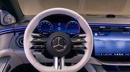 Mercedes-Benz S - 2027