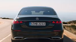 Mercedes-Benz S - 2027