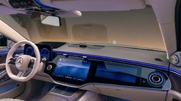 Mercedes-Benz S - 2027