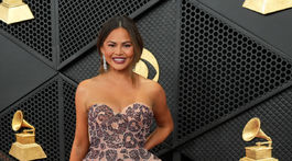 Modelka Chrissy Teigen.