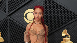 Speváčka FKA twigs.