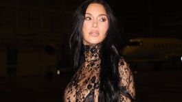 Čipka a dokonalá Kim Kardashian v nej? Takto...