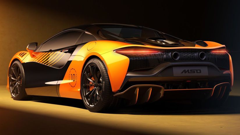 Na technike sa nič nemenilo. A nebol k tomu ani...