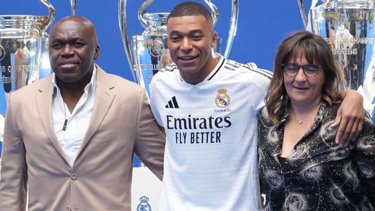 Kylian Mbappé, Fayza Lamariová, Wilfried Mbappé