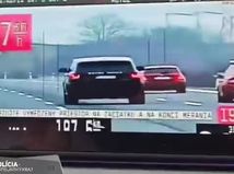 policajti, raar, rýchla jazda,