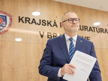 Krajská prokuratúra prehovorila o darovaní vojenskej techniky Ukrajine