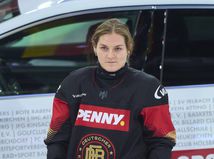 Na ľade nenápadná Nemka sa tesne pred ZOH...