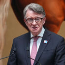 Britský veľvyslanec v Spojených štátoch Peter Mandelson