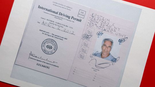 Pre väzby na Epsteina odstupuje z funkcie nórska veľvyslankyňa