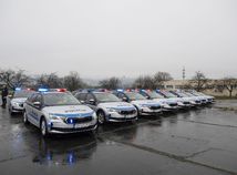 SR Bratislava TK policajti vozidlá odovzdanie bezpečnosť BAX