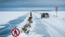 Estónsko otvorilo legendárnu ľadovú diaľnicu cez Baltské more. Bezpečnostné pásy sú prísne zakázané!