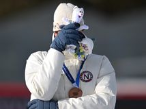 Čo sa to deje? Hviezdny biatlonista po zisku...