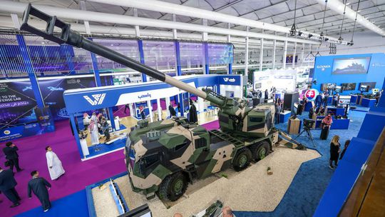 Slovensko na mape zbrojárstva. Drony, húfnice aj stany z Antarktídy. Čím sa chválime na veľtrhu v Rijáde?