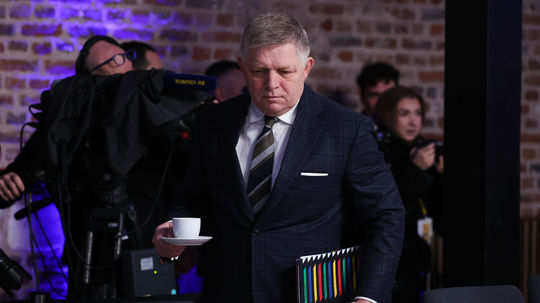 Samit EÚ: Fico žiada okamžité riešenie vysokých cien energií, von der Leyenová chce na záchranu trhu použiť bilióny z našich úspor