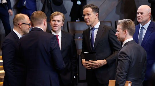 Rutte: Kanada a Európa do svojej obrany nalievajú miliardy. Z Londýna prišli „dobré správy“