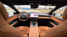 Elektrická Mazda 6e - interiér a detaily