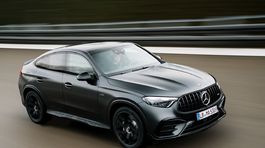 Mercedes-AMG GLC 53 kupé so šesťvalcom - exteriér