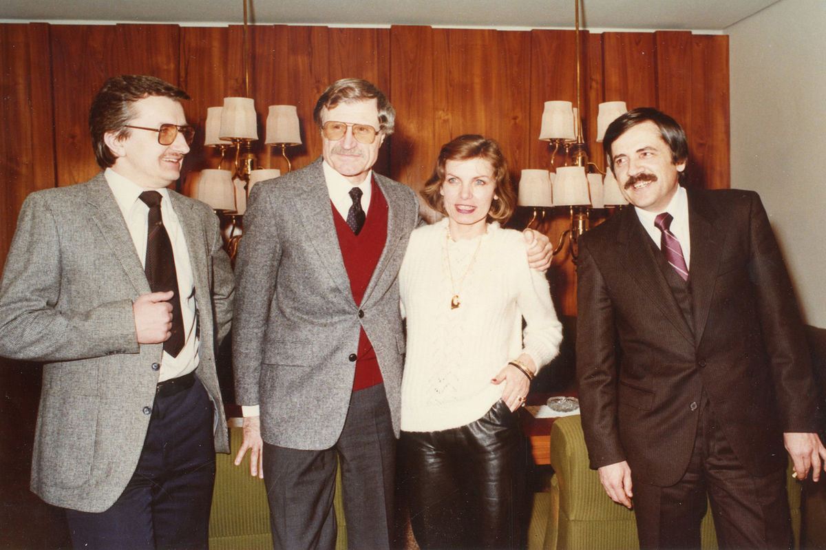 Hana a Karel Köcherovci v spoločnosti...