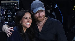 Meghan Markle a princ Harry na basketbale