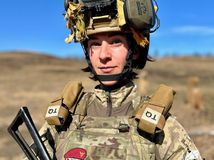 Brittney Shki-Giizis, Kanadská vojačka na Ukrajine