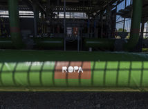 Kyjev asi ustúpi. Narazila totiž kosa na kameň. Hysterická opozícia triafa vedľa