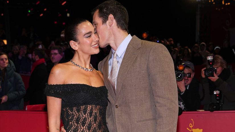 Dua Lipa, Callum Turner