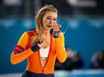 Podprsenka za milión, piskot pre Izrael i...