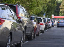 parkovací dom, garáž, parkovanie, parkovisko