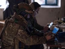 Francúzi vsádzajú na recept, ktorý rozhodol druhú svetovú vojnu. Ukrajinským dronom posielajú unikátne vylepšenie