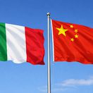 Talianska a čínska vlajka