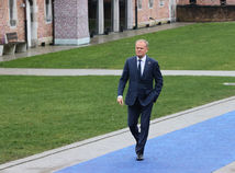 Niečo sa deje. Tusk vyzval Poliakov okamžite opustiť Irán