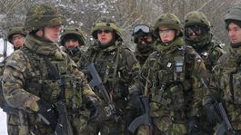 Príslušníci Armády Českej republiky počas...