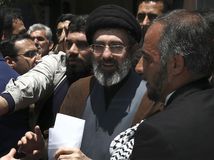 Modžtabá, Alí Chameneí, Irán