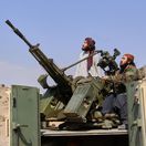 Svet sa pozerá na Irán. Medzitým sa rozhorel ďalší nebezpečný konflikt s jadrovou mocnosťou