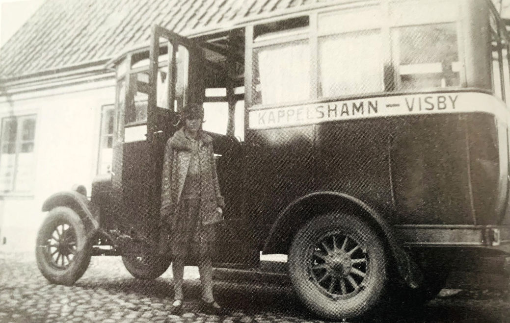 Švédka Greta Persson, prvá šoférka autobusu v...