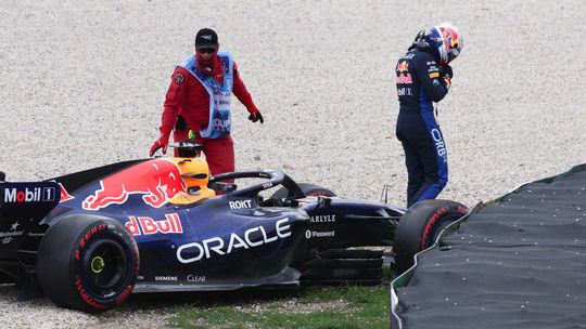 Russell vyhrál kvalifikaci na Velké ceně Austrálie, Mercedes dominoval