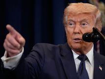  Američanom hrozí blamáž. „Prebudený“...