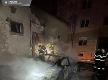 požiar autá hasiči polícia bratislava