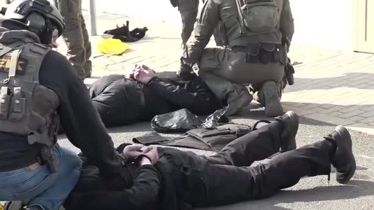 Bývalý ukrajinský agent prehovoril o preprave špinavých peňazí cez Maďarsko, ovládať ich má priamo Zelenskyj