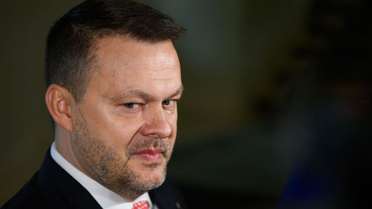 Migaľ hlasoval proti novým sankciám, novela podľa neho nie je pripravená