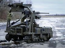 pozemný robot, Ukrajina, vojna, dron