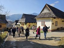 Nóri, návšteva, Vlkolínec