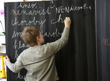 skola,vyucovanie,ziak,ziaci,trieda,ucitel,pedagog