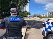 Australia / police /