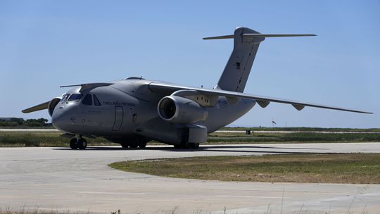 Rezort obrany chce portugalské drony a lietadlá: Kaliňák podpísal novú obrannú dohodu