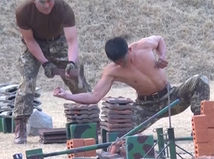 Kim, špeciálne jednotky, Reuters, NEPOUZIVAT