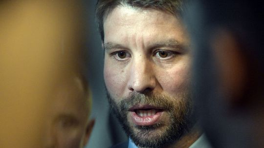 Progresívne Slovensko zvoláva protest proti zmenám volebných pravidiel, Fico sa chce podľa Šimečku zabetónovať pri moci