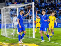 Vlastný gól  a genialita Strelca. Výhra...