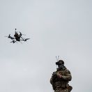 Ukrajinský operátor s dronom