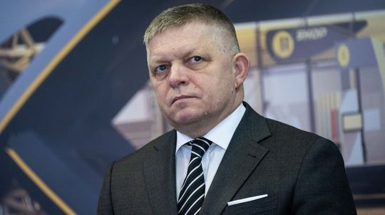 Fico po telefonáte s Orbánom: EÚ sa začína podobať na loď samovrahov. Premiér volá zrušení sankcií zakazujúcich dovoz plynu a ropy z Ruska
